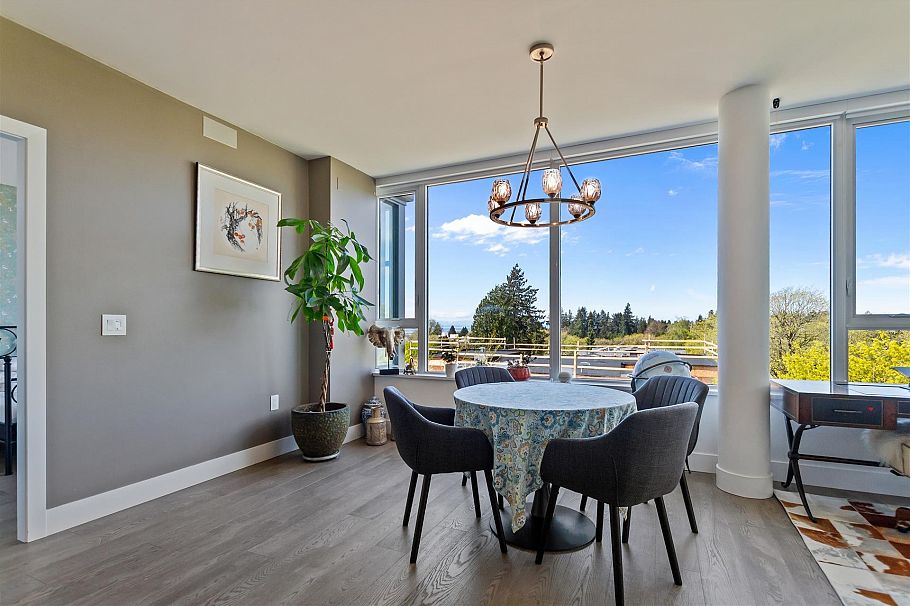402 6333 West Boulevard Vancouver, BC - 5