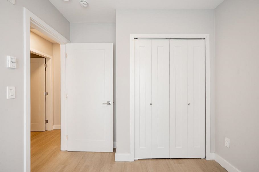 304 3050 Kingsway Vancouver, BC - 6