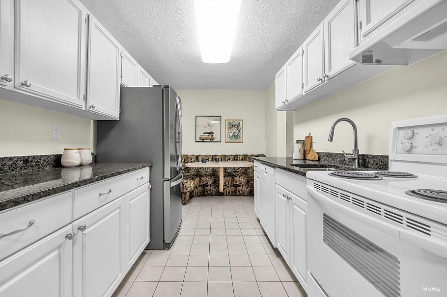 103 150 E 5th Street North Vancouver, BC - 11