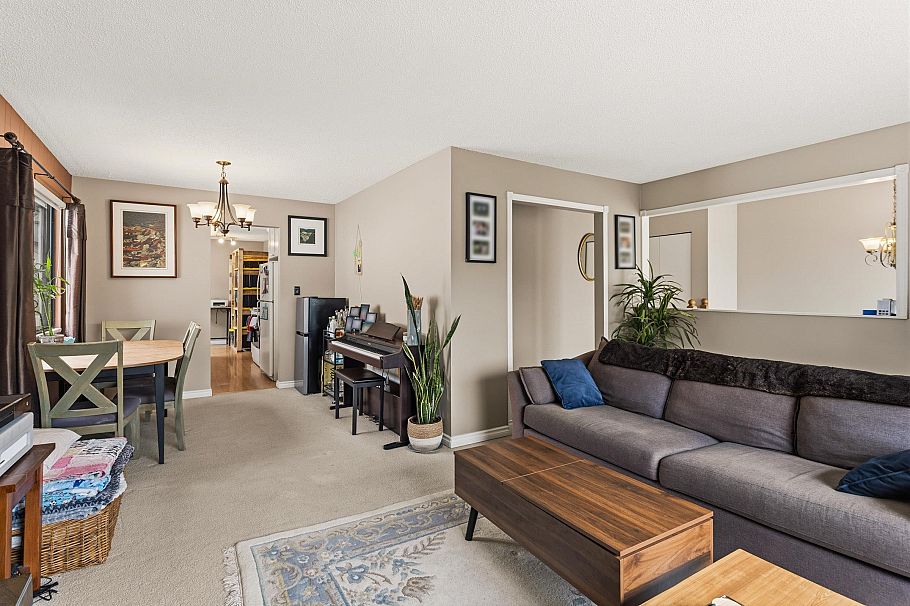 2136 Jones Avenue North Vancouver, BC - 5