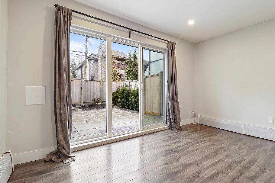 114 2250 Oxford Street Vancouver, BC - 9