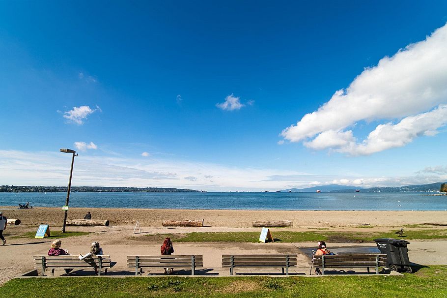 103 1649 Comox Street Vancouver, BC - 27