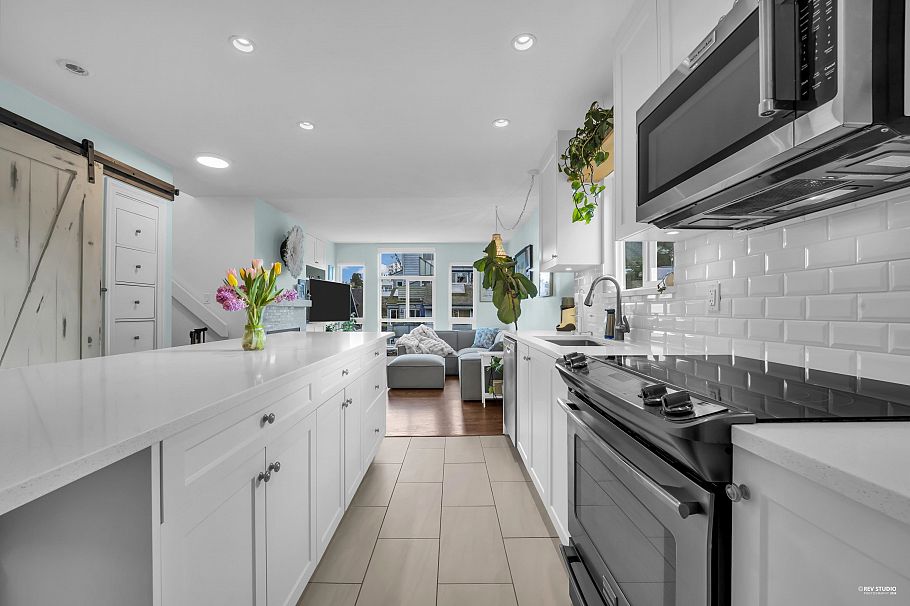 305 2110 Cornwall Avenue Vancouver, BC - 10