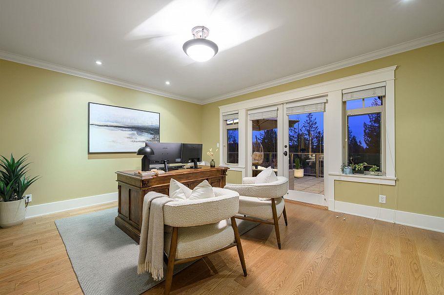 3402 Anne Macdonald Way North Vancouver, BC - 9