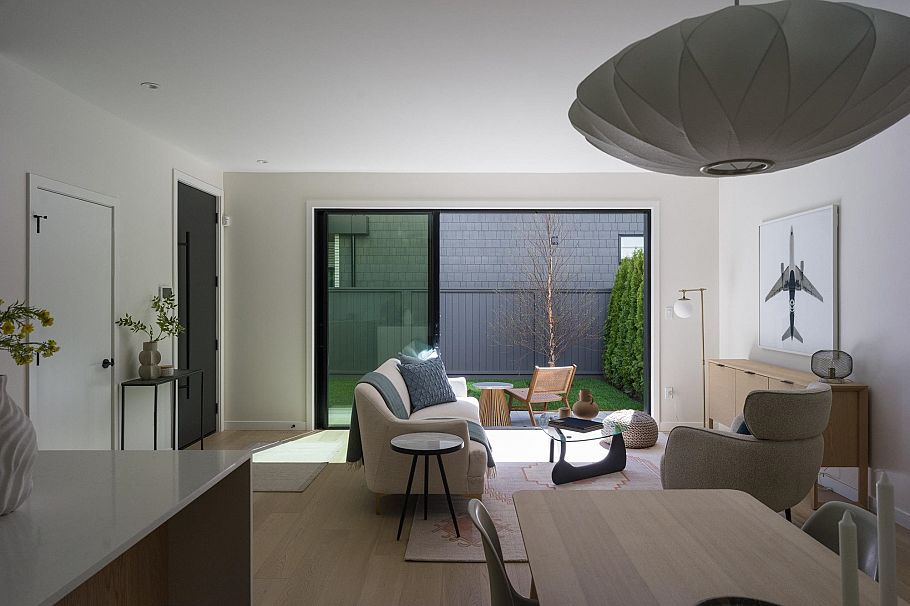 3679 St Catherines Street Vancouver, BC - 4