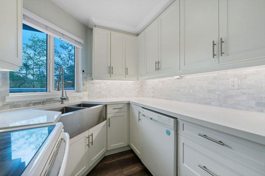 203 2287 W 3rd Avenue Vancouver, BC - 6