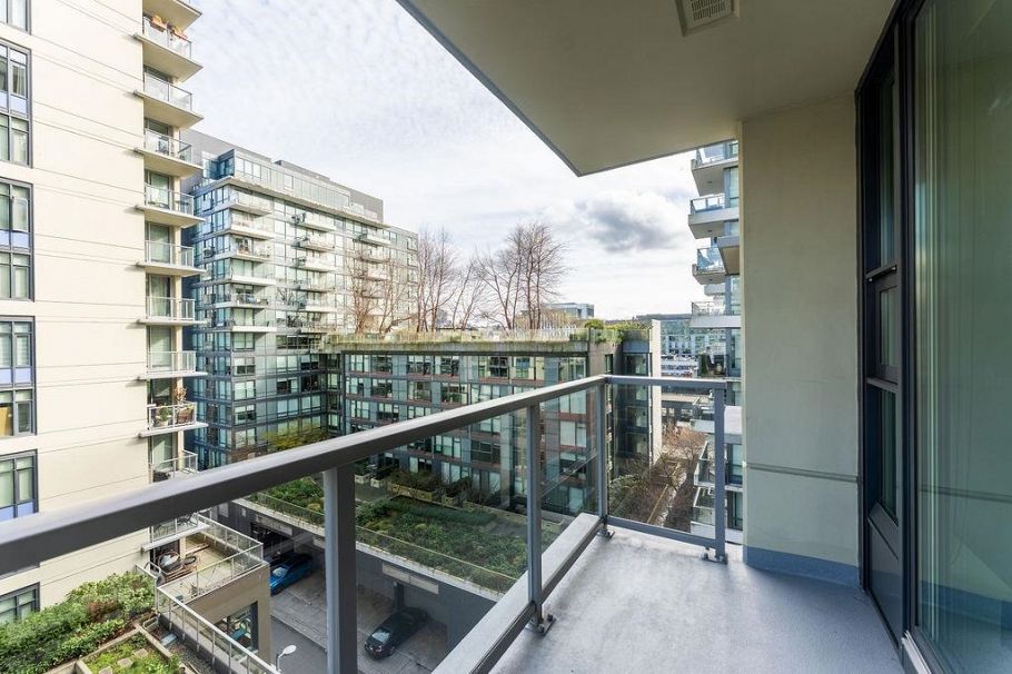 701 1708 Columbia Street Vancouver, BC - 28