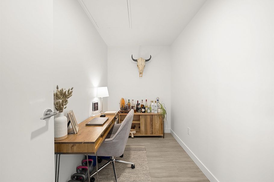 116 747 E 3rd Street North Vancouver, BC - 27