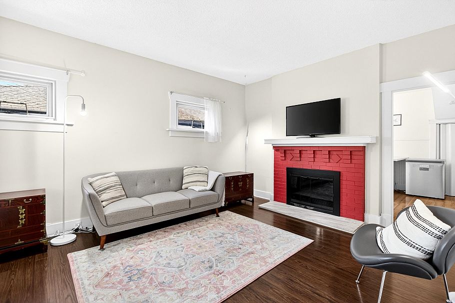 2975 W 8th Avenue Vancouver, BC - 7