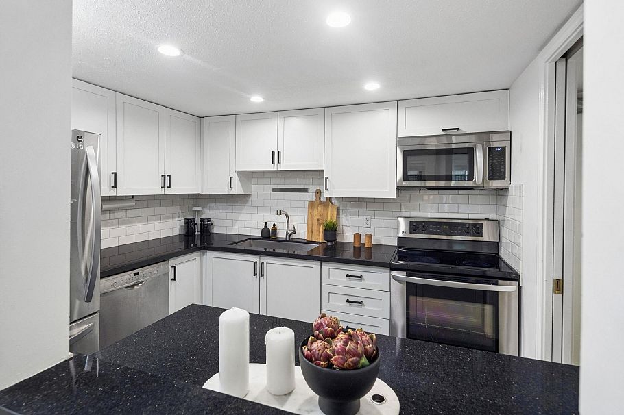 107 175 W 4th Street North Vancouver, BC - 13