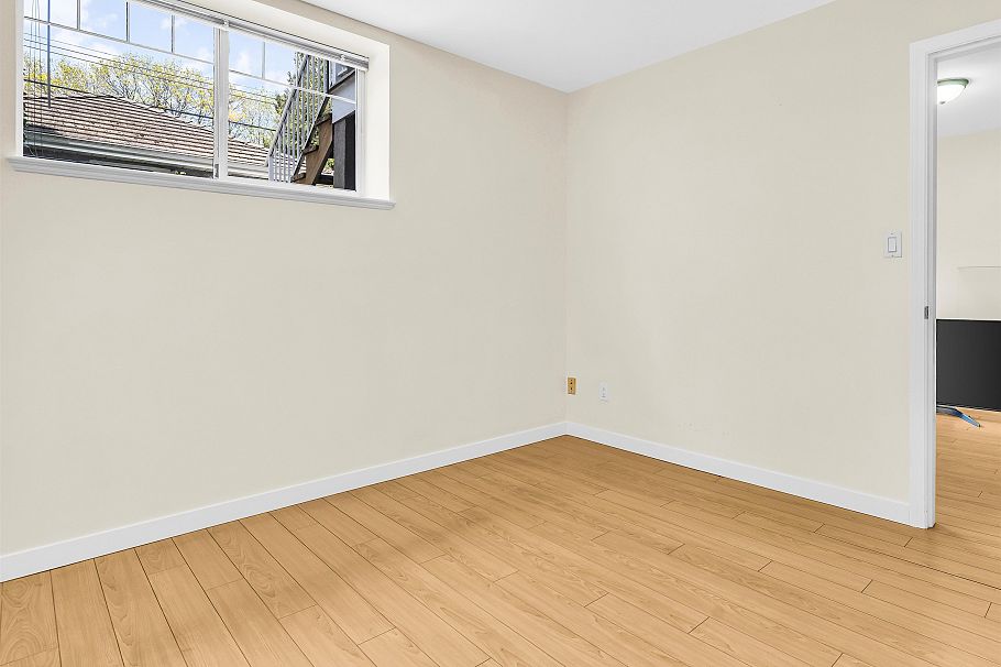 3263 W 14th Avenue Vancouver, BC - 26