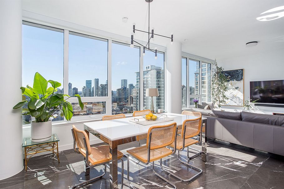 2004 885 Cambie Street Vancouver, BC - 5