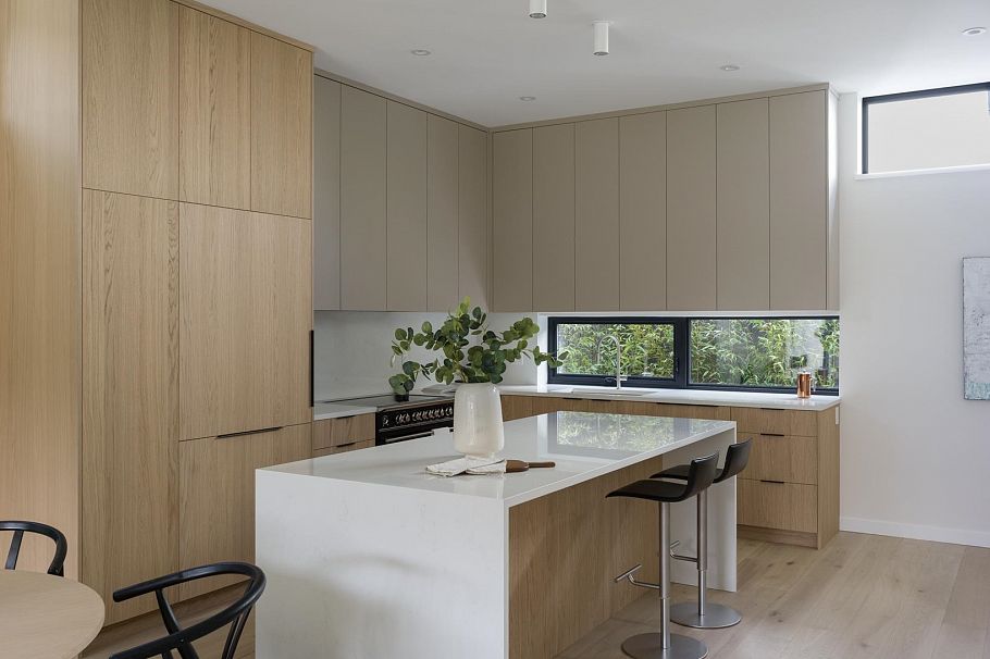 893 E 21st Avenue Vancouver, BC - 5