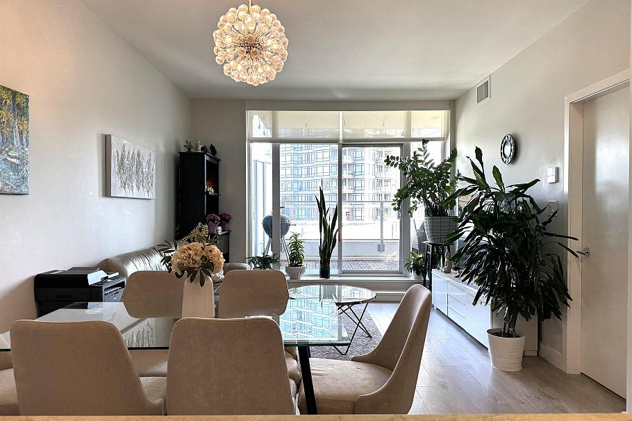 401 1788 Gilmore Avenue Burnaby, BC - 1