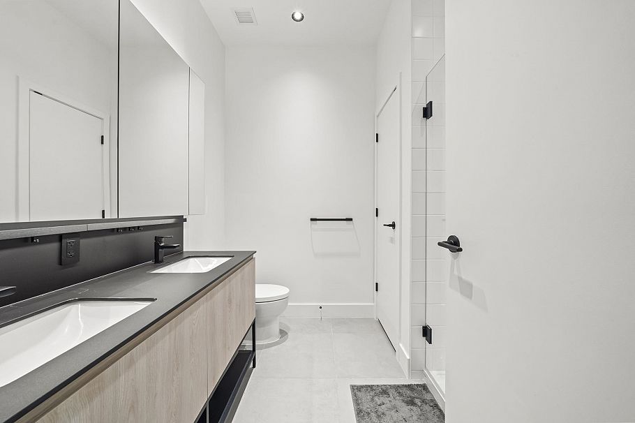 3958 Dumfries Street Vancouver, BC - 15