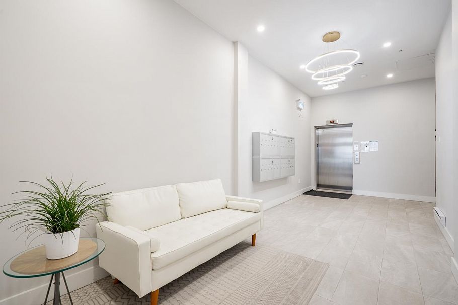 307 3050 Kingsway Vancouver, BC - 9