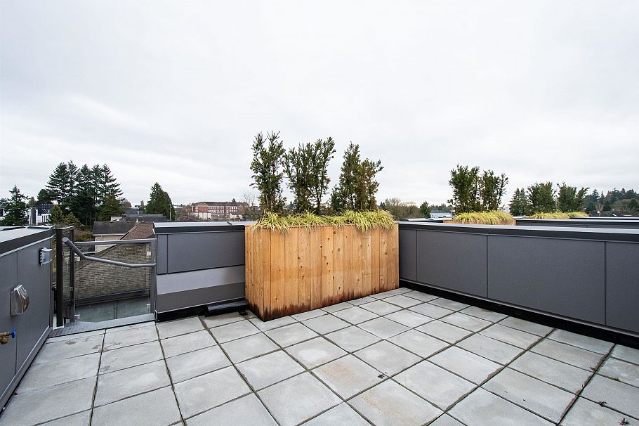 4170 Columbia Street Vancouver, BC - 25