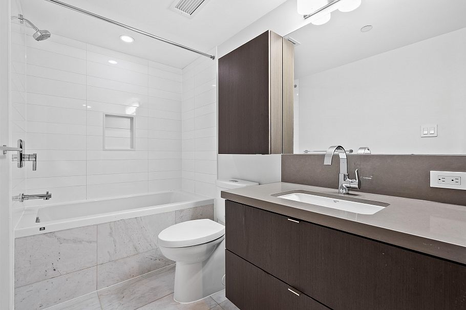 807 8238 Lord Street Vancouver, BC - 29