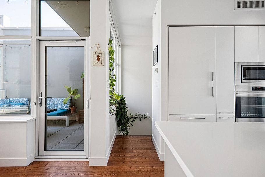 713 108 E 1st Avenue Vancouver, BC - 14