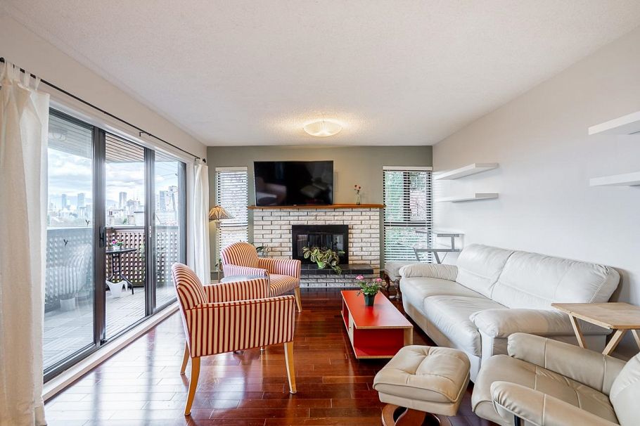 209 2211 W 2nd Avenue Vancouver, BC - 5