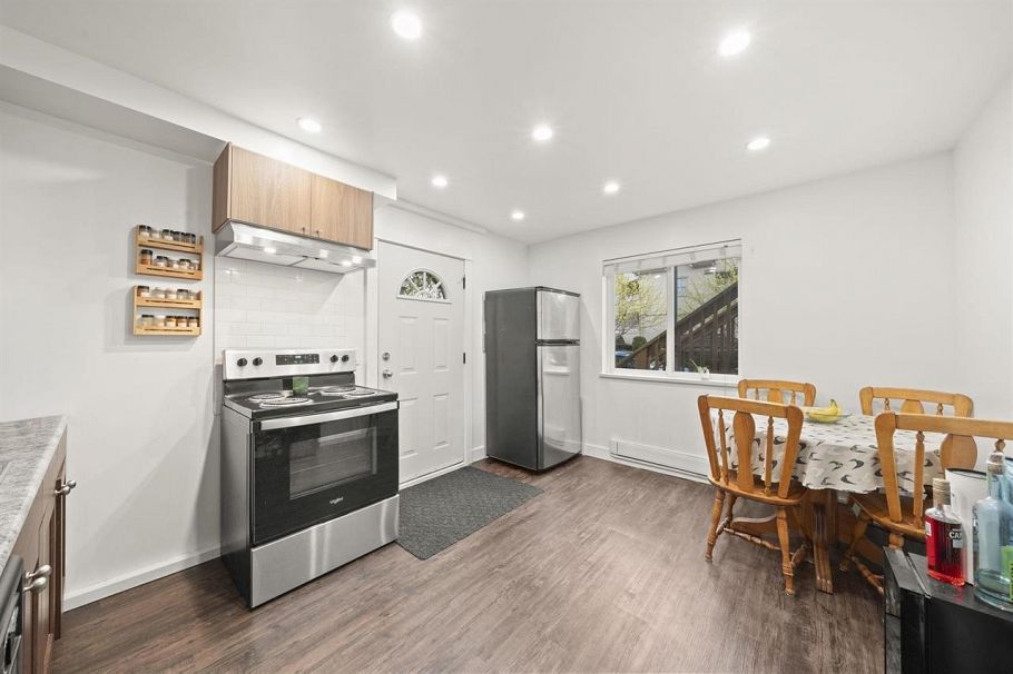 2452 2492 Balsam Street Vancouver, BC - 11