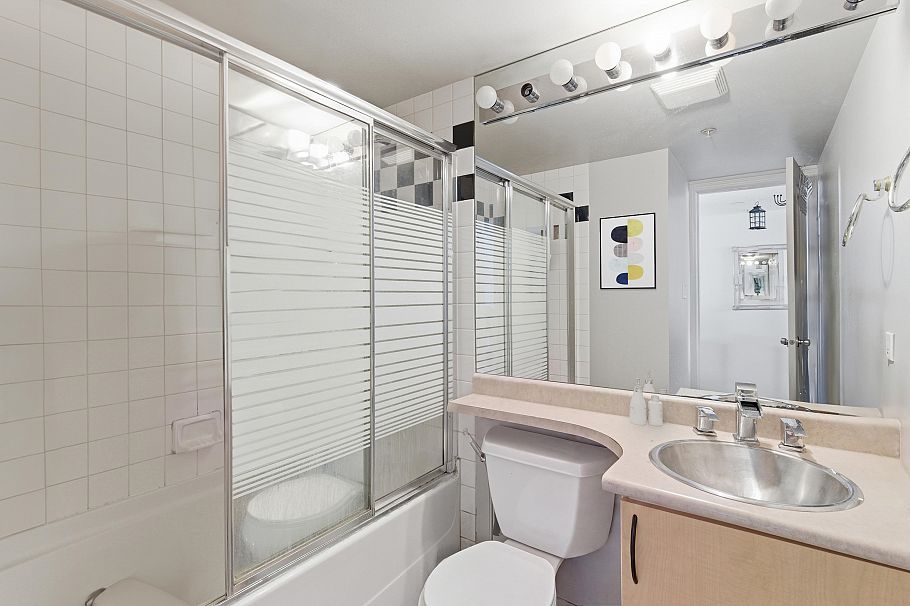 2705 63 Keefer Place Vancouver, BC - 7