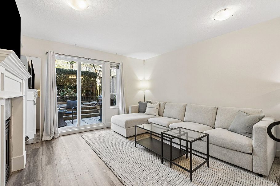 102 365 E 1st Street North Vancouver, BC - 15