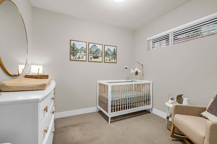 401 1496 Charlotte Road North Vancouver, BC - 25