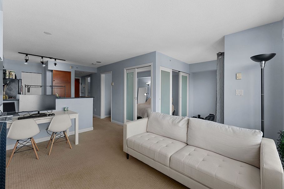 604 55 Alexander Street Vancouver, BC - 4