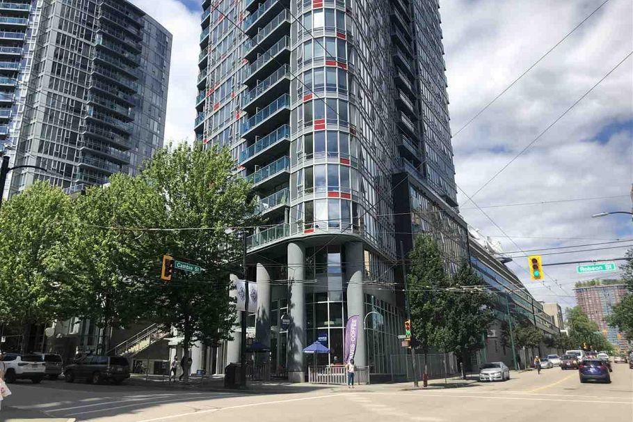 703 233 Robson Street Vancouver, BC - 1