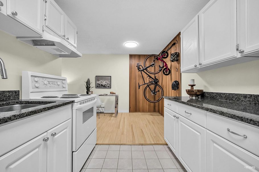 103 150 E 5th Street North Vancouver, BC - 13