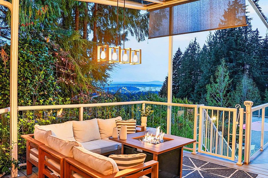 668 Alpine Court North Vancouver, BC - 29