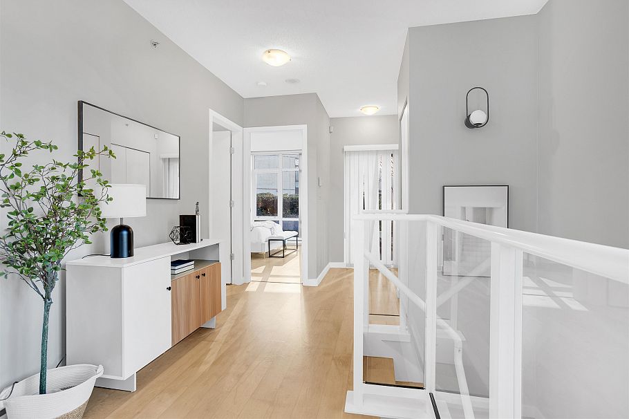 1455 Strathmore Mews Vancouver, BC - 26