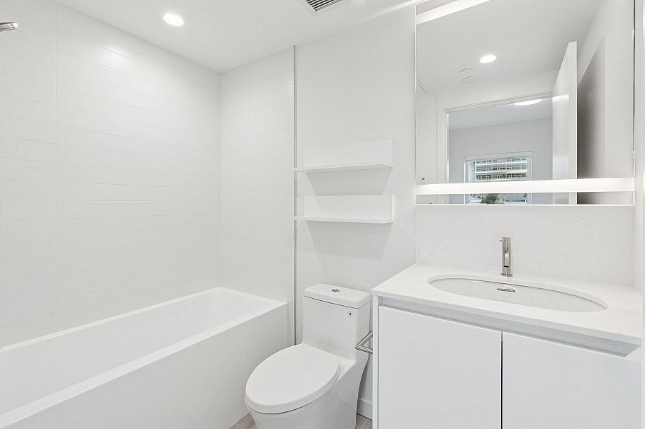 4817 Laurel Street Vancouver, BC - 18