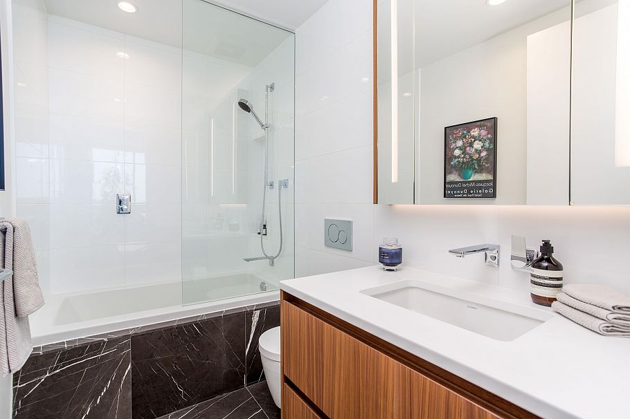 2004 885 Cambie Street Vancouver, BC - 31