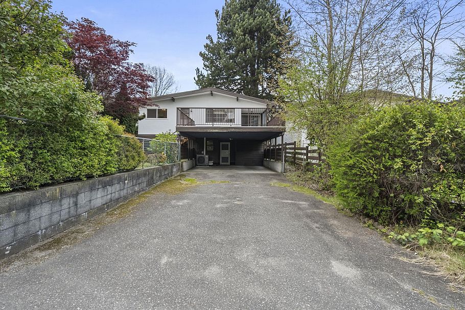 532 W 64th Avenue Vancouver, BC - 31