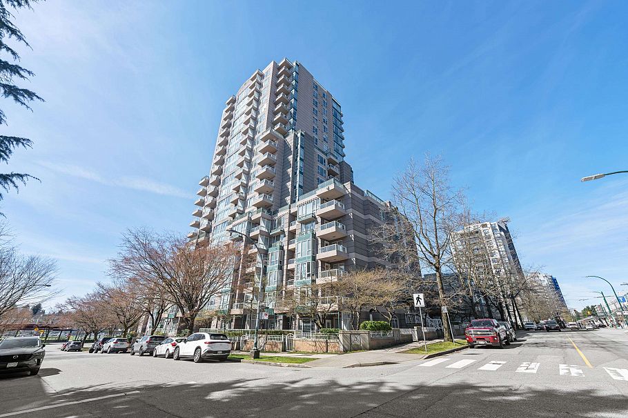 1205 5189 Gaston Street Vancouver, BC - 2