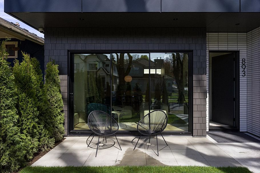 893 E 21st Avenue Vancouver, BC - 1