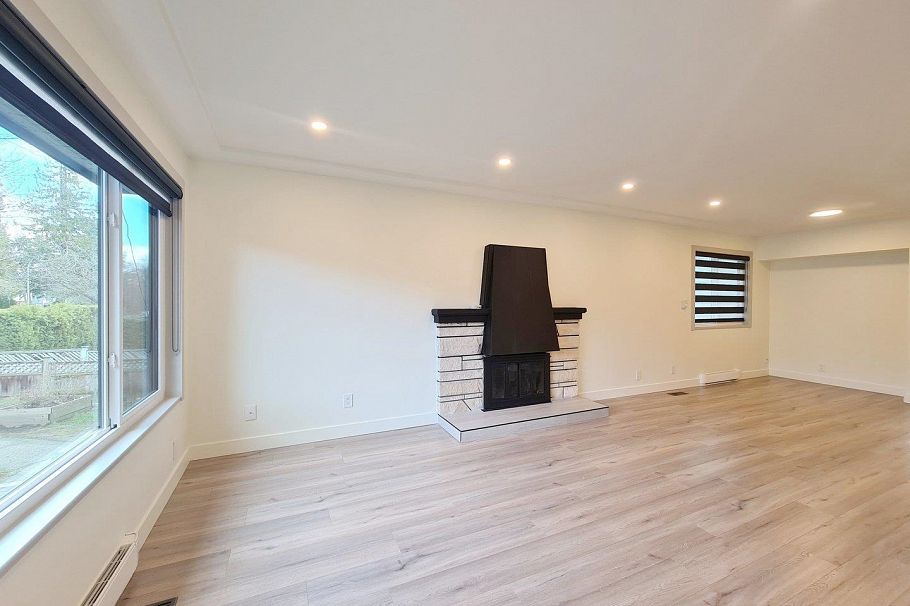 790 W 68th Avenue Vancouver, BC - 10