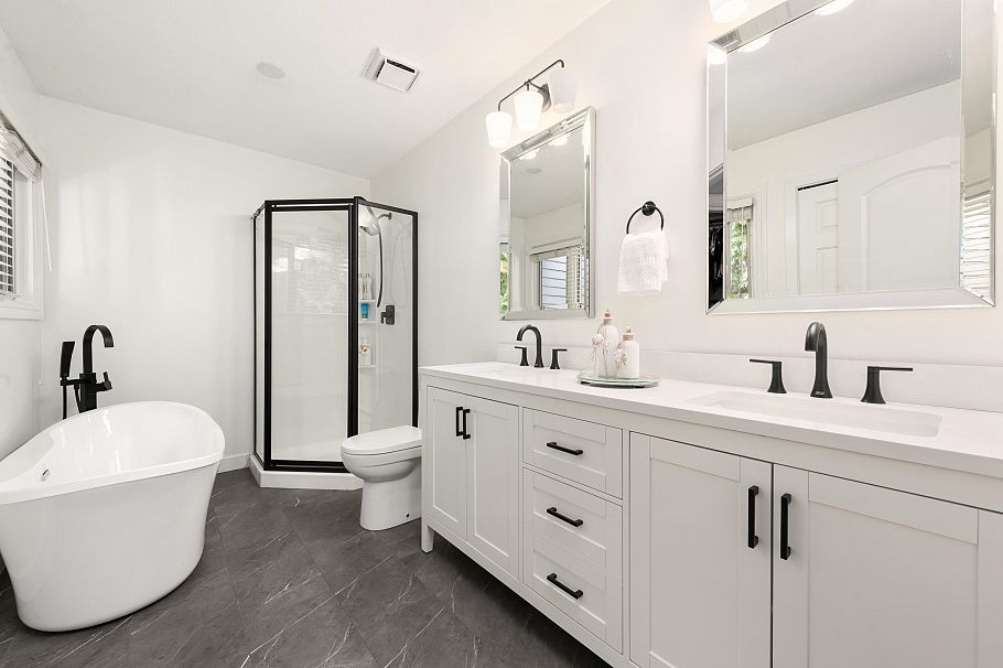 1991 Cedar Village Crescent North Vancouver, BC - 13