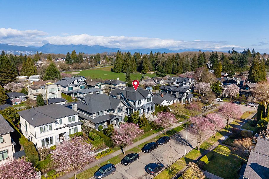 4021 W 28th Avenue Vancouver, BC - 39