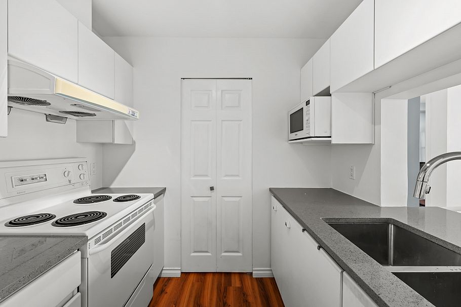 1205 5189 Gaston Street Vancouver, BC - 18