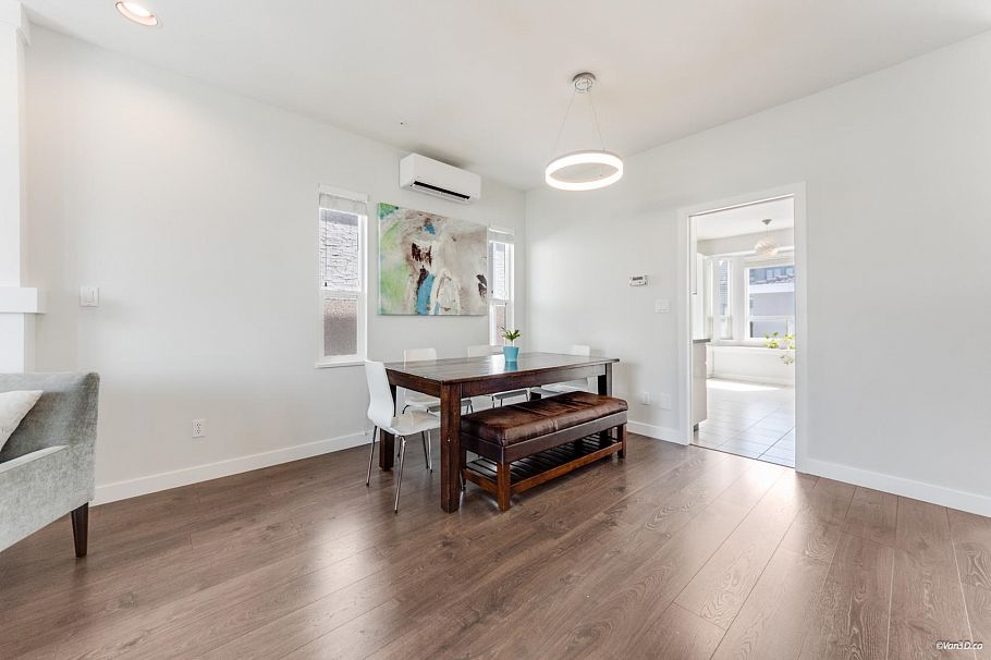 2648 E 19th Avenue Vancouver, BC - 8