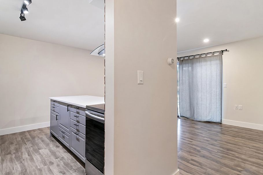 114 2250 Oxford Street Vancouver, BC - 13