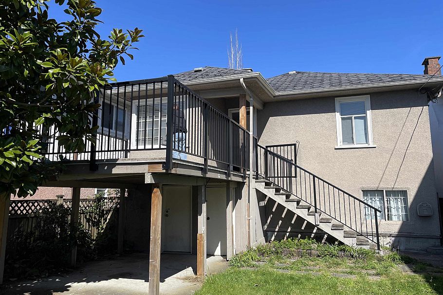 782 W 66th Avenue Vancouver, BC - 13