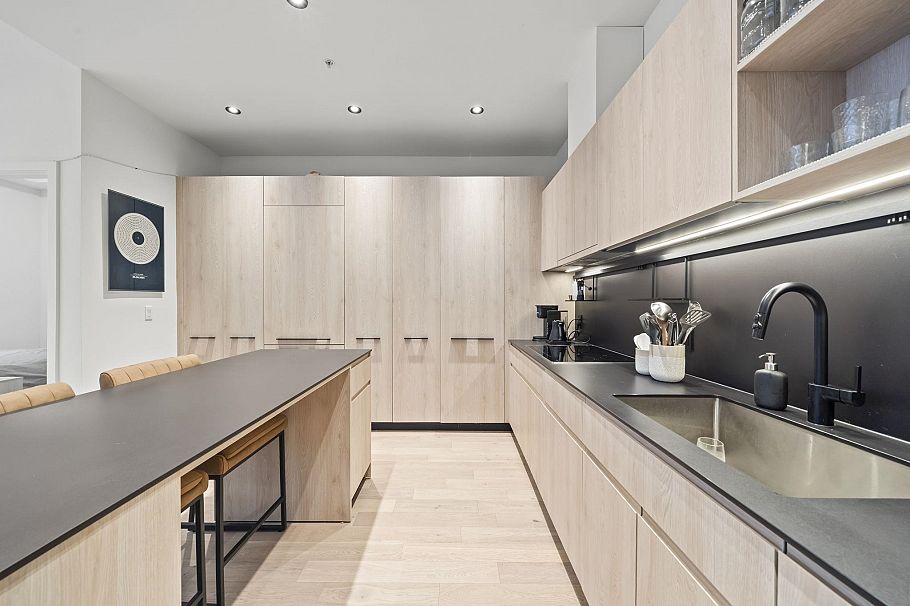 3958 Dumfries Street Vancouver, BC - 9