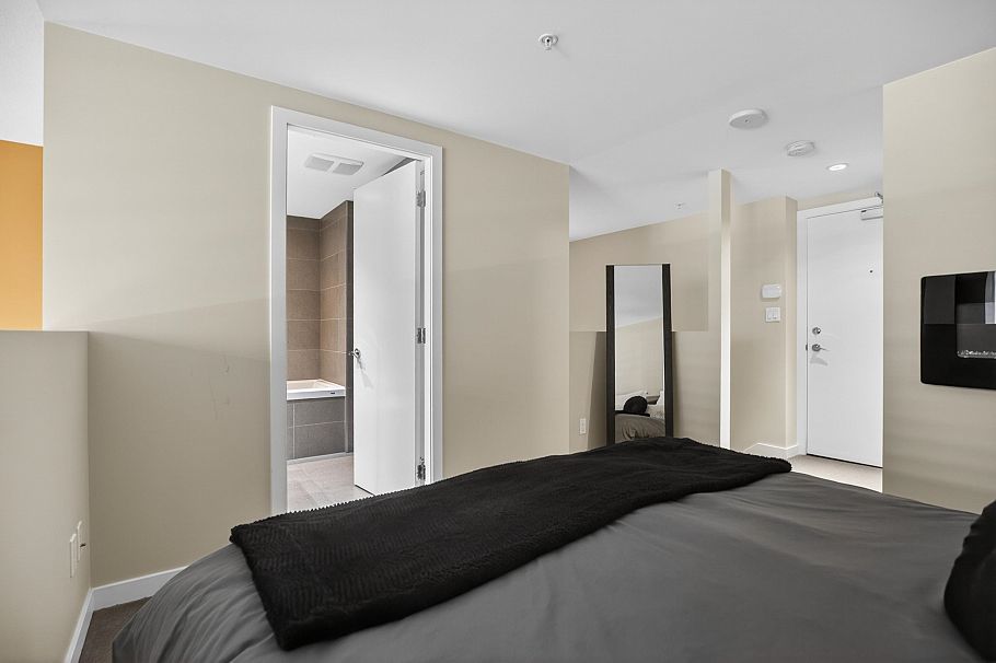 112 W 1st Avenue Vancouver, BC - 22