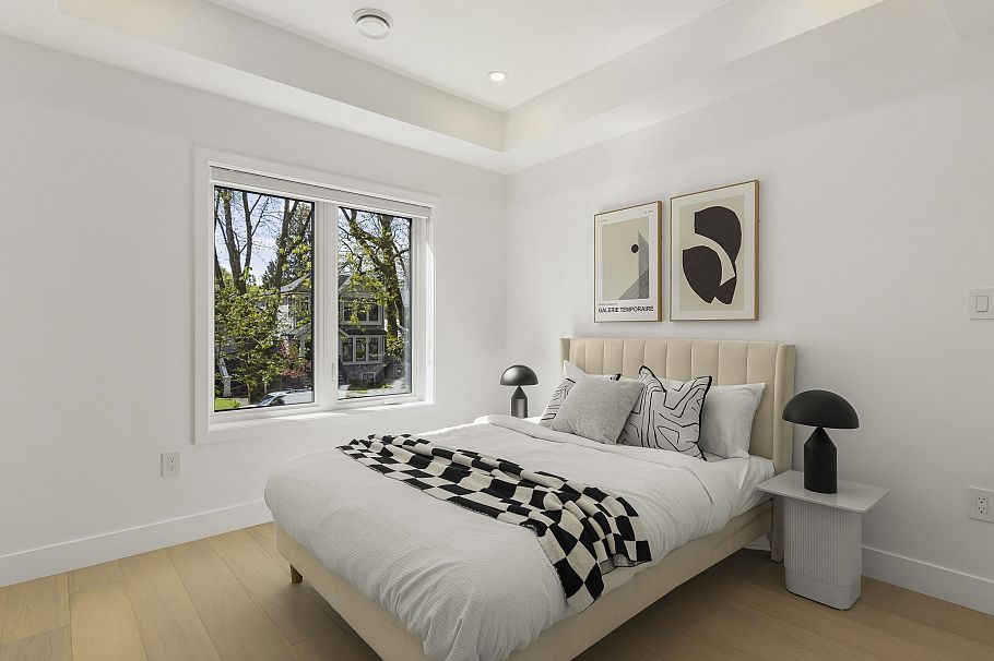 1 3255 13th Avenue Vancouver, BC - 16