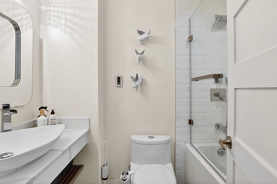 668 Alpine Court North Vancouver, BC - 13