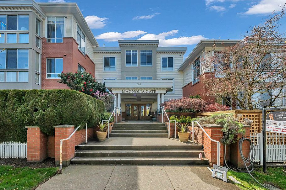 321 360 E 36th Avenue Vancouver, BC - 1